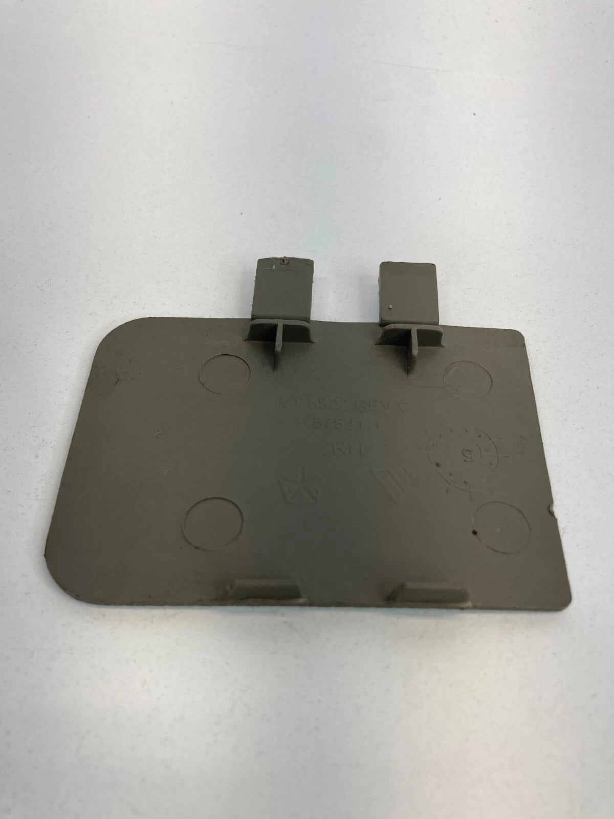 2005-2007 JEEP GRAND CHEROKEE INTERIOR RIGHT PASSENGER COVER CAP TRIM OEM