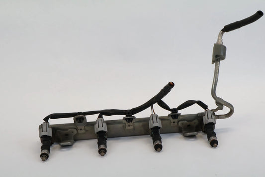 2008-2013 NISSAN ROGUE 2.5L L4 FUEL RAIL WITH INJECTORS AND HARNESS ASSEMBLY OEM