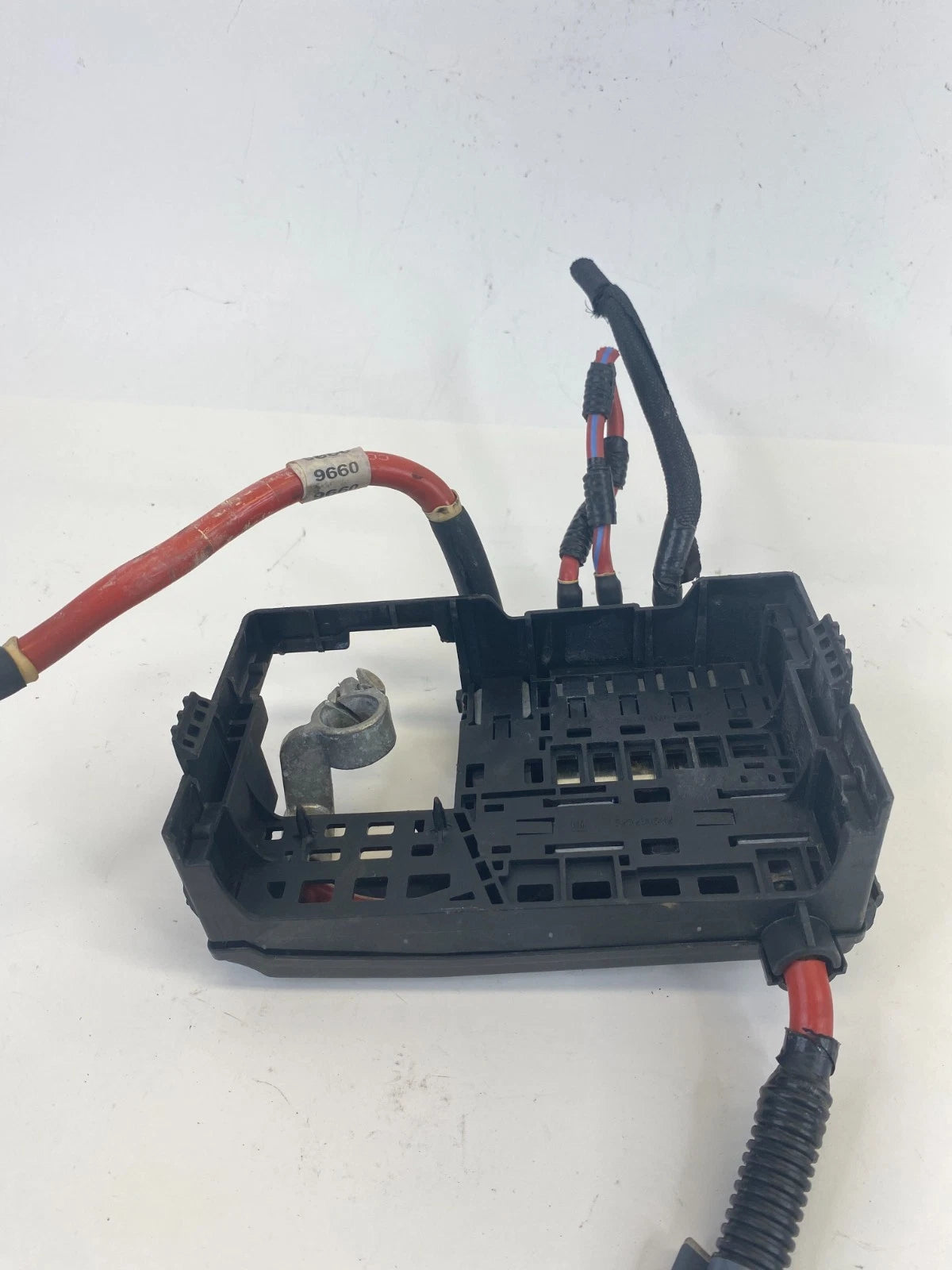 2010-2016 BUICK LACROSSE BATTERY POSITIVE CABLE BLOCK TERMINAL FUSE BOX 20914309