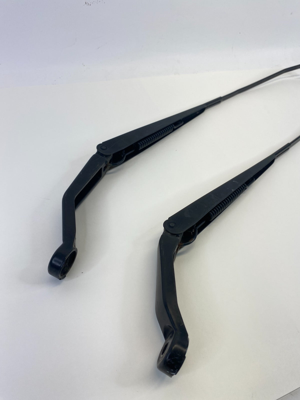 2001-2005 Honda Civic Front Left & Right Windshield Wiper Arm Pair Set OEM