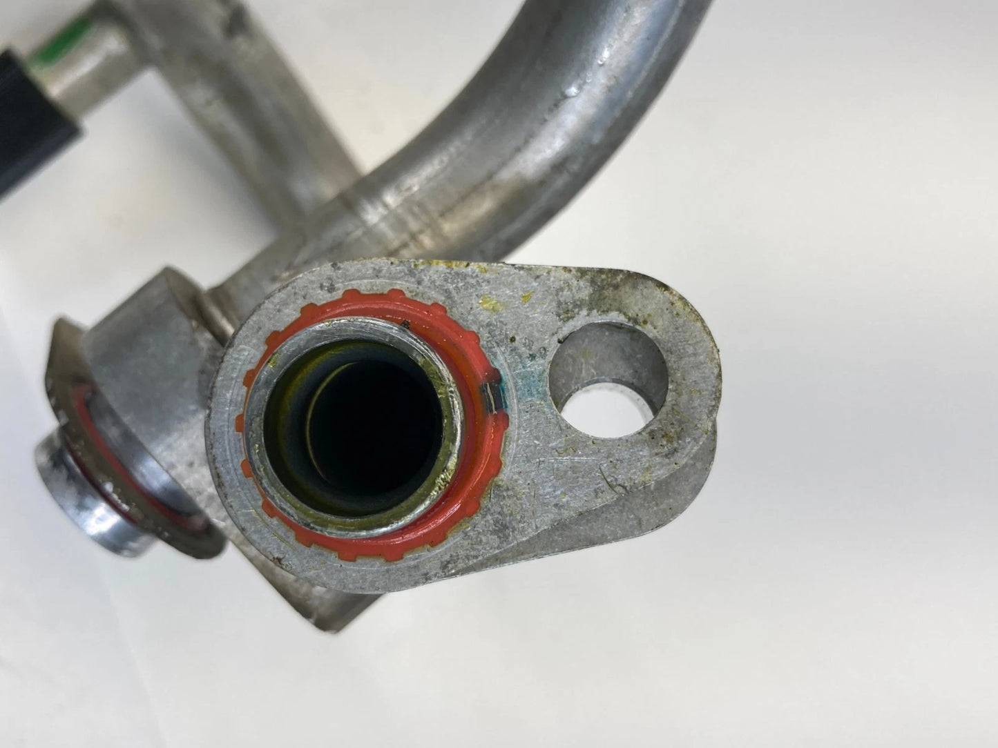 2013-2019 Ford Taurus Police Interceptor Sedan A/C Refrigerant Hose Line OEM