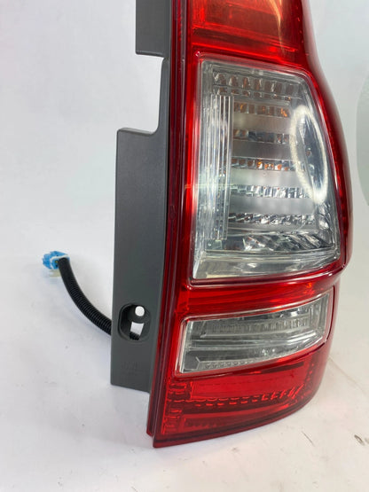 2007-2011 HONDA CR-V RIGHT RH REAR TAIL LIGHT LAMP QUARTER PANEL OEM