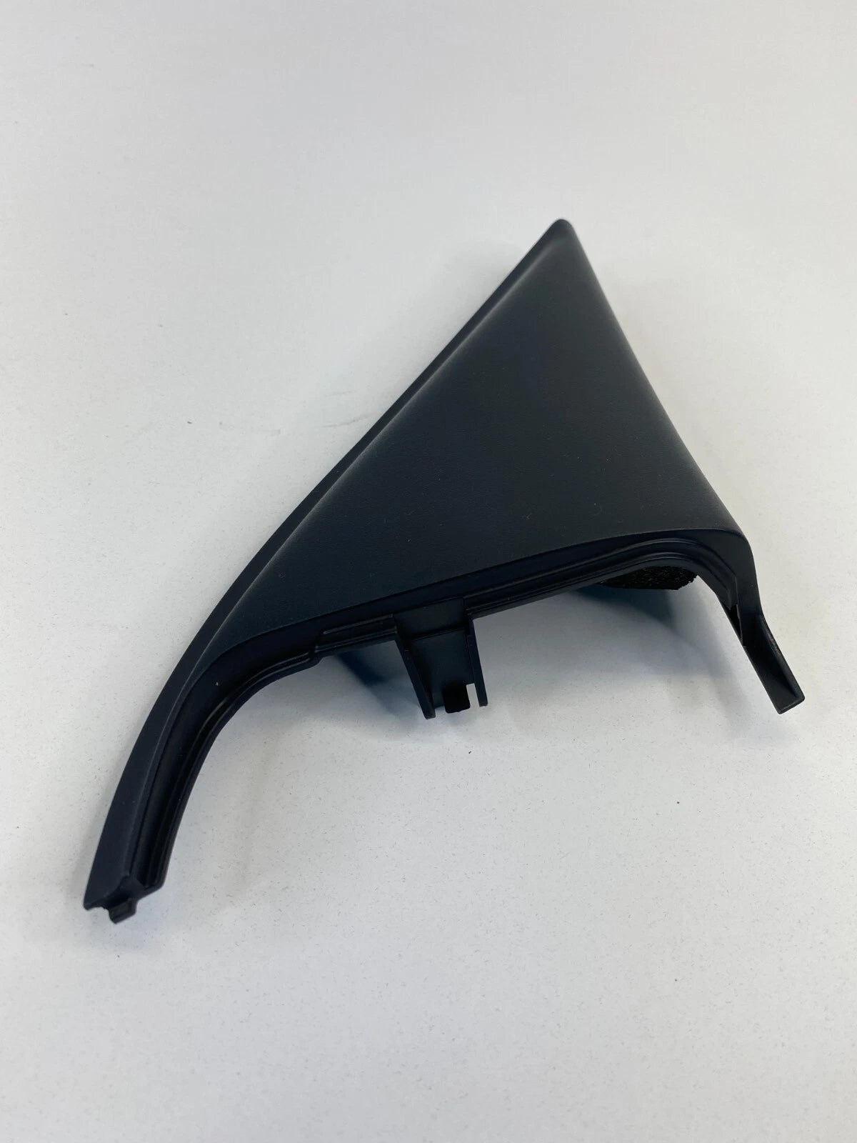 03-07 HONDA ACCORD SEDAN FRONT RIGHT SIDE INNER CORNER MIRROR COVER 76220-SDA