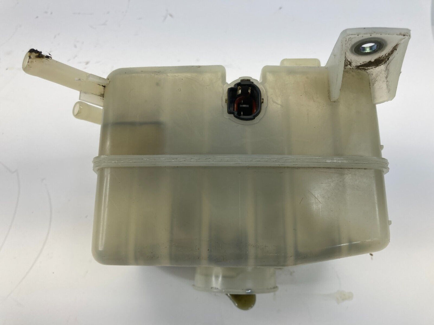 2006 2007 2008 Lexus RX400h Brake Master Cylinder Fluid Reservoir Bottle Tank