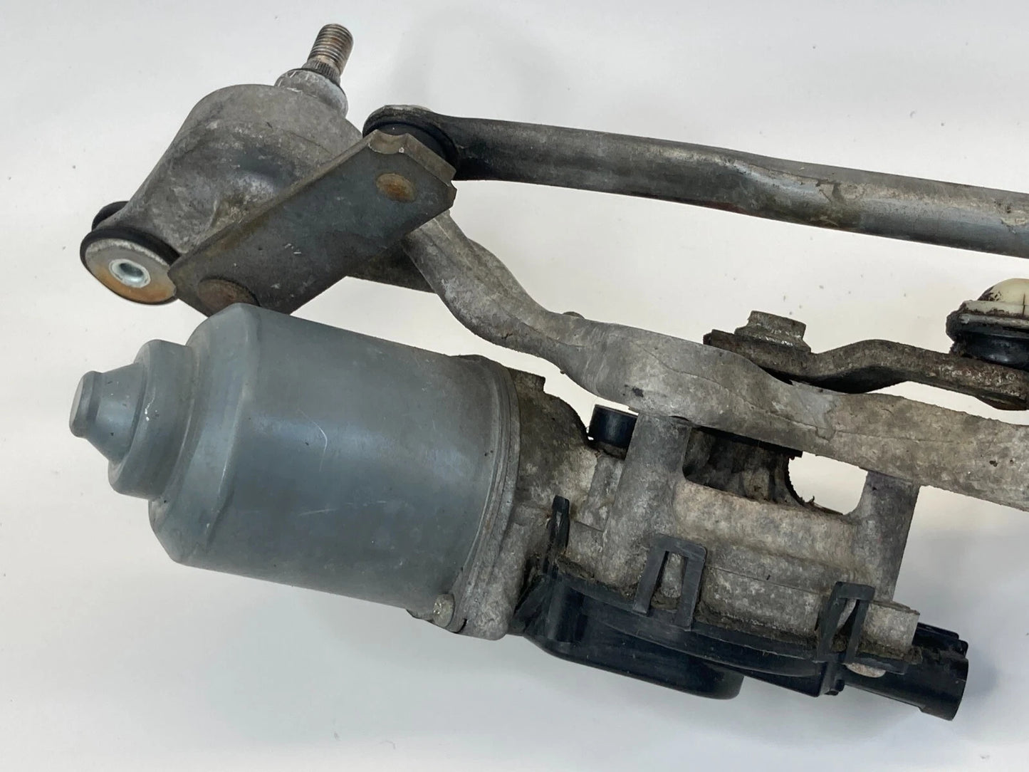 06-08 PONTIAC GRAND PRIX WINDSHIELD WIPER MOTOR LINKAGE TRANSMISSION 2579096 OEM