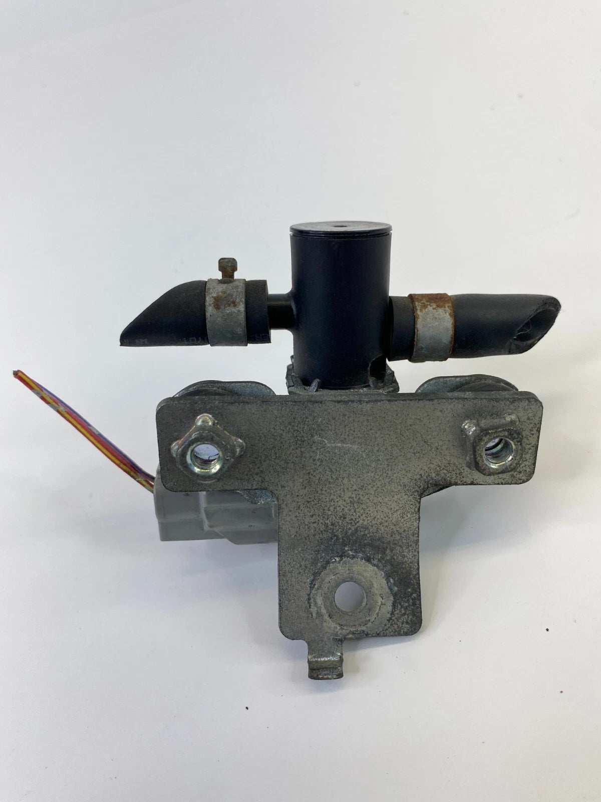 2009-2017 NISSAN MURANO VAPOR VALVE CANISTER PURGE SOLENOID ASSEMBLY OEM
