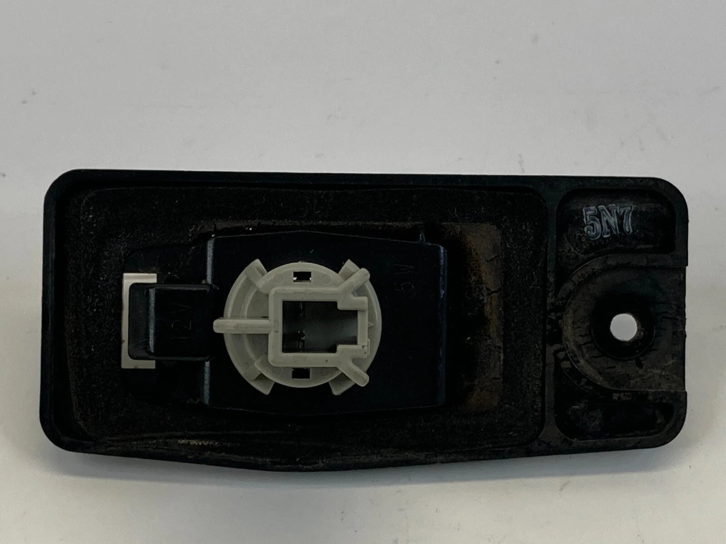 2002-2006 NISSAN ALTIMA SEDAN REAR TRUNK LICENSE LIGHT PLATE LAMP OEM