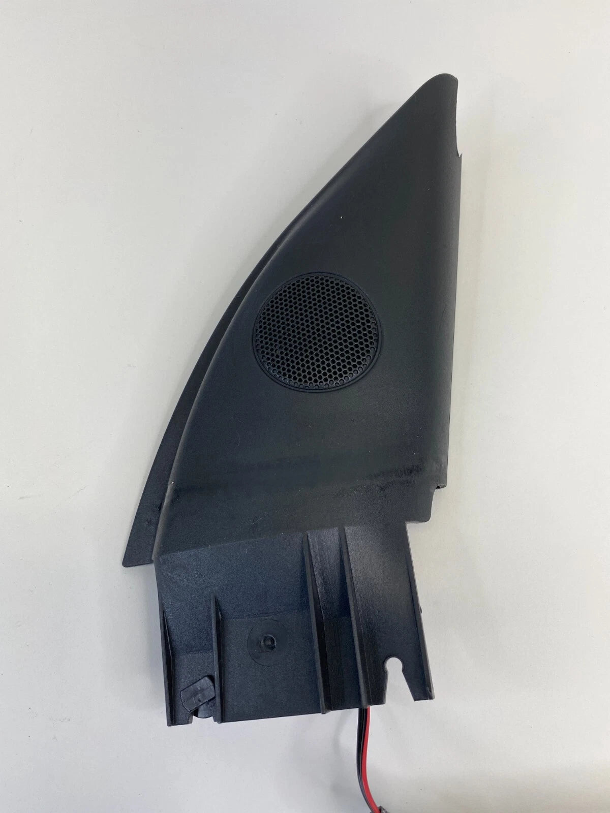 2002-2005 VW PASSAT FRONT RIGHT SIDE DOOR CORNER COVER W TWEETER 3B0837994 OEM