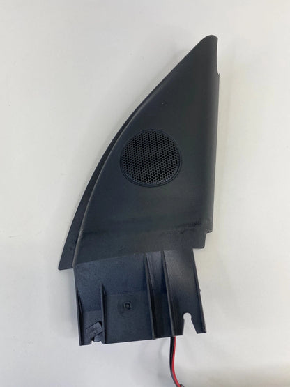 2002-2005 VW PASSAT FRONT RIGHT SIDE DOOR CORNER COVER W TWEETER 3B0837994 OEM
