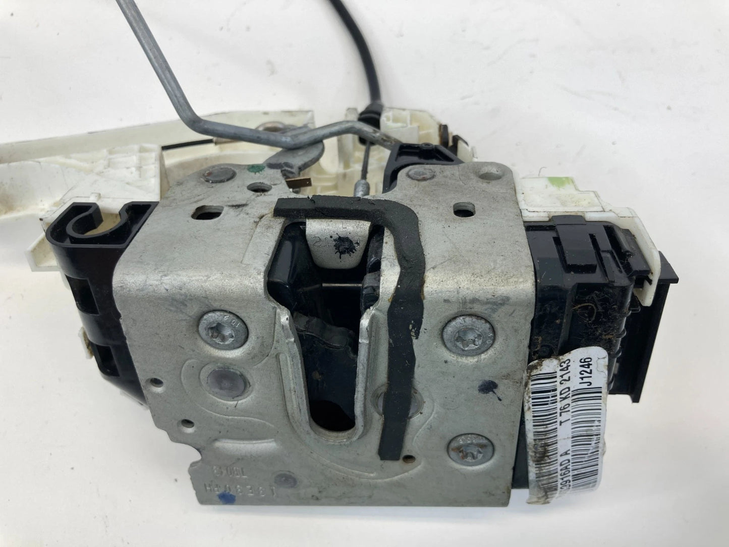 2011-2020 DODGE JOURNEY FRONT RIGHT DOOR LOCK LATCH RELEASE ACTUATOR 4589916AD