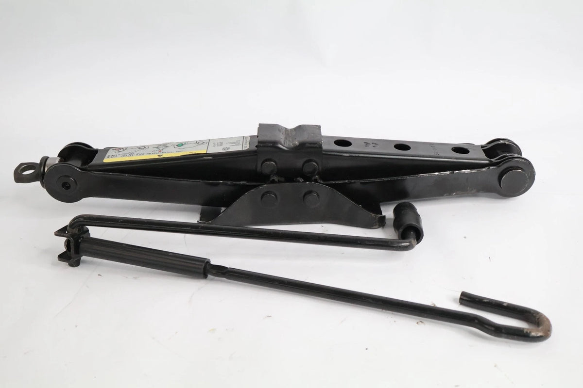 2012-2022 VW VOLKSWAGEN PASSAT EMERGENCY SPARE TIRE KIT JACK TOOL LUG OEM