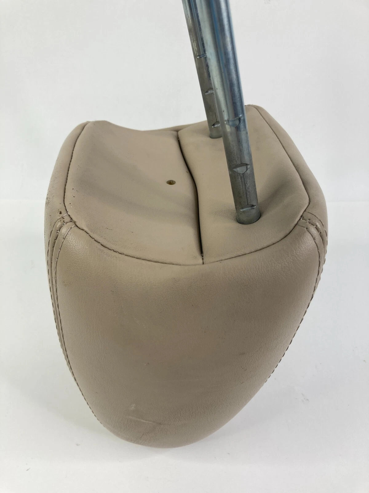 08 09 10 11 12 BUICK ENCLAVE FRONT LEFT DRIVER SEAT HEADREST HEAD REST OEM