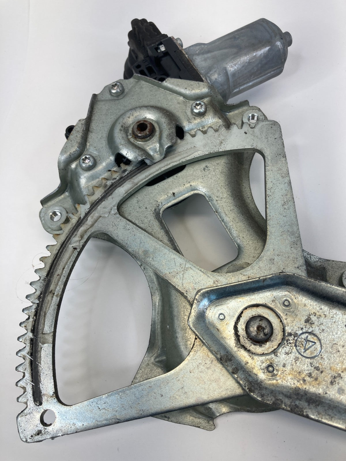 2004-2009 Toyota Prius Rear Left RR LH Window Regulator w/ Motor 85720-35140 OEM