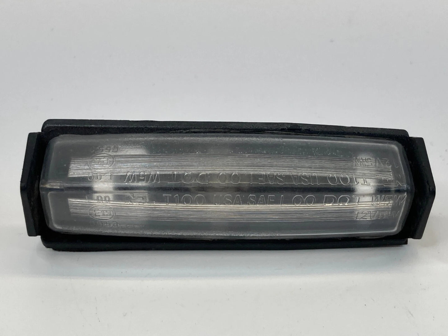2004-2010 TOYOTA SIENNA REAR HATCH TAILGATE LICENSE PLATE LIGHT LAMP OEM