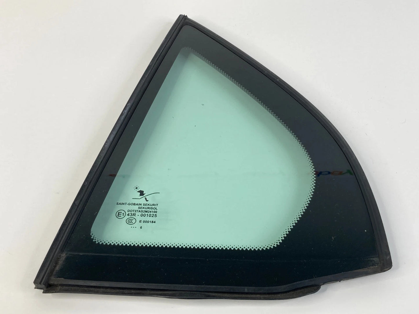 2003-2011 SAAB 9-3 REAR LEFT DOOR WINDOW GLASS VENT QUARTER PANEL E143R-001025