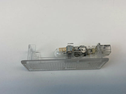 04 05 BMW 545I 04-07 525I REAR LEFT SIDE INNER DOOR LIGHT COURTESY LAMP 6961999