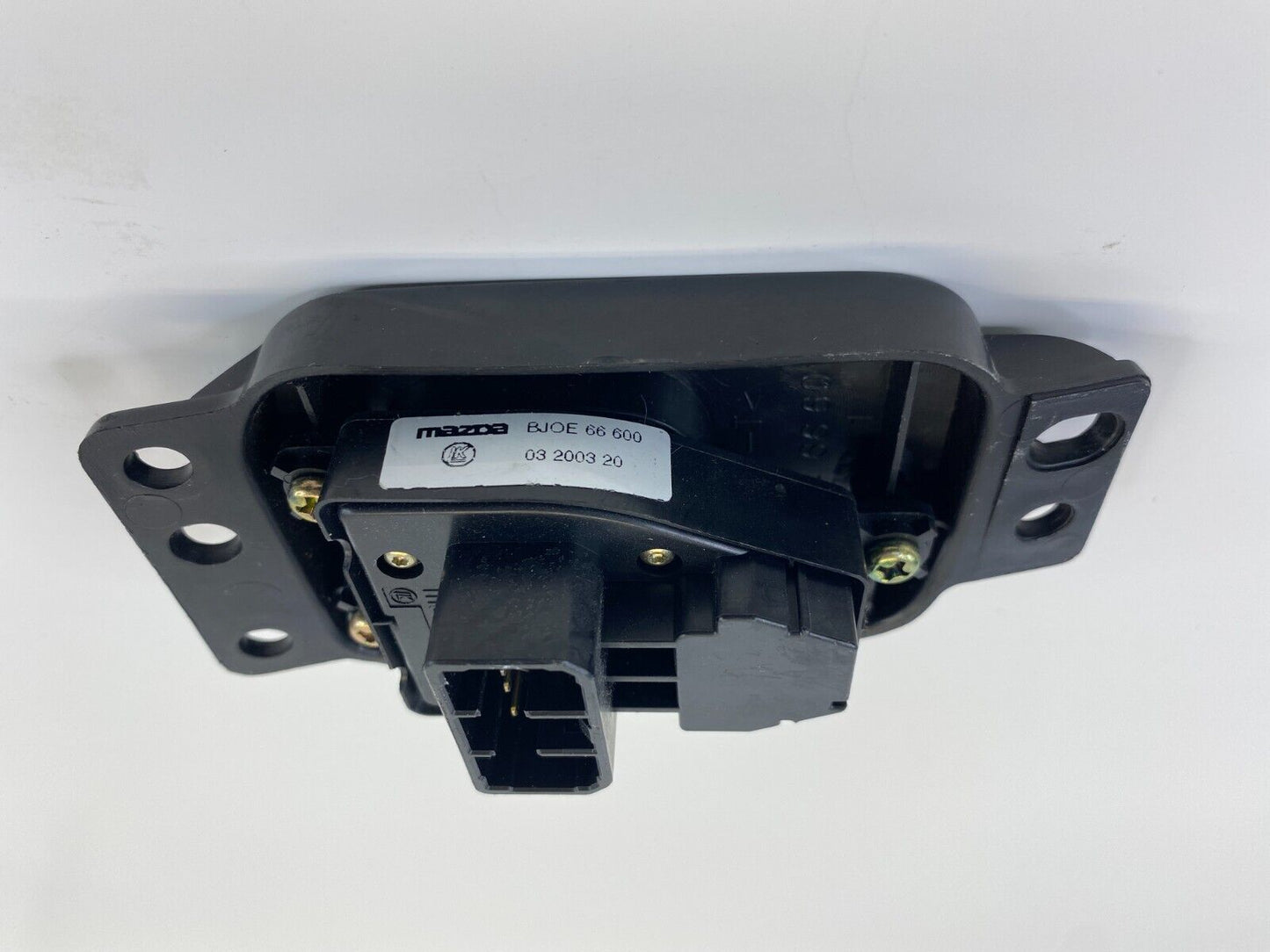 2000 2001 Mazda MPV Side View Power Door Mirror Control Switch BJOE-66-600 OEM