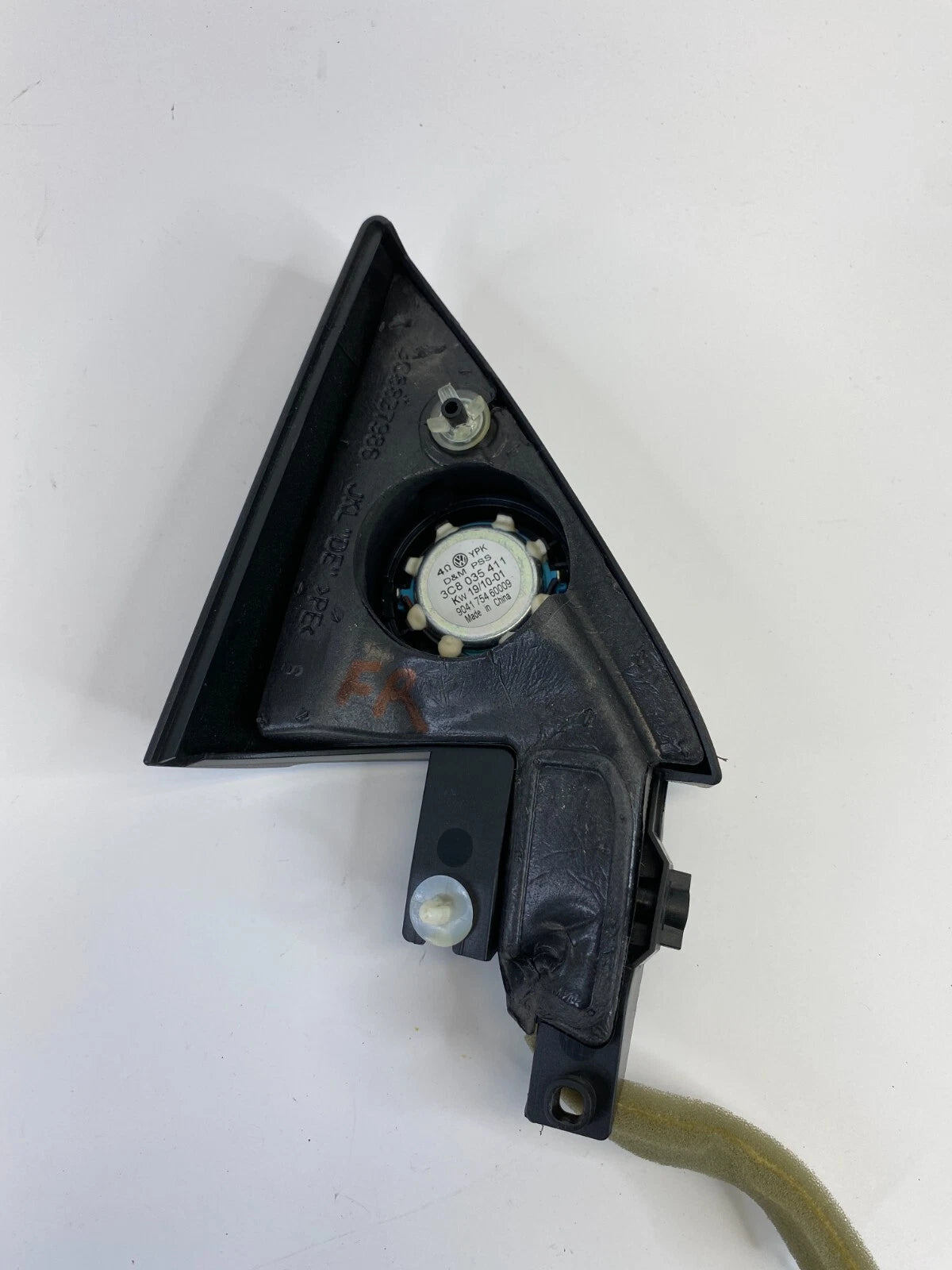 2009-2012 VW VOLKSWAGEN CC FRONT RIGHT PASSENGER SPEAKER TWEETER COVER TRIM OEM