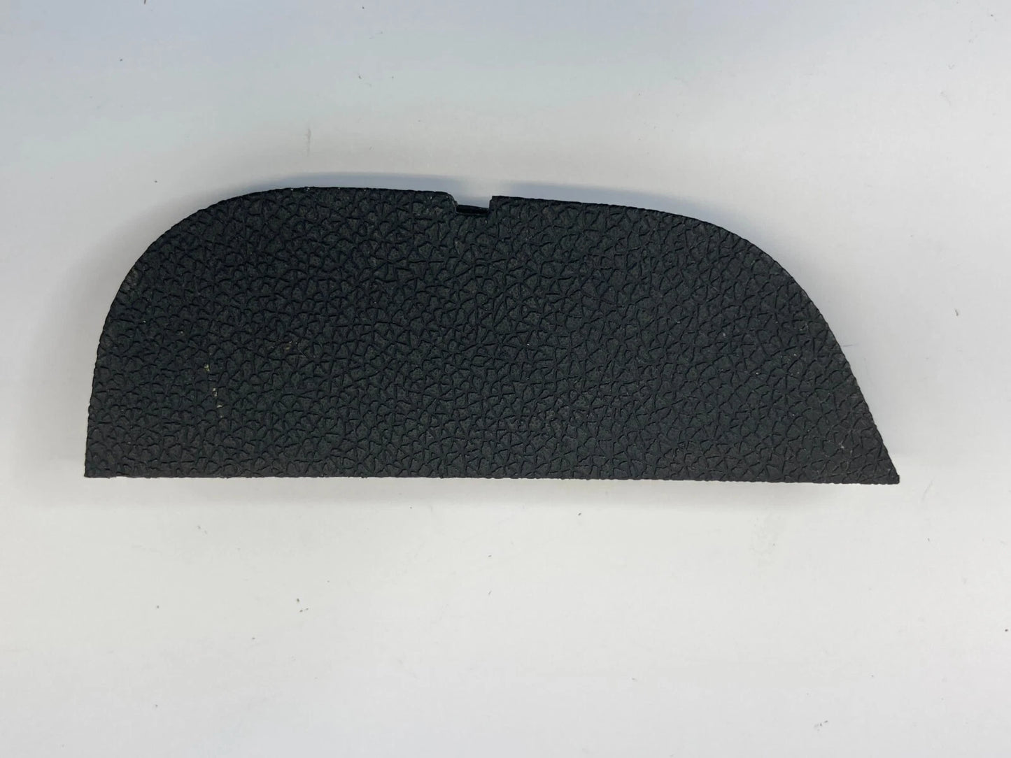 2009-2012 CHEVROLET TRAVERSE FRONT LEFT DOOR ARMREST TRIM COVER CAP 15948054