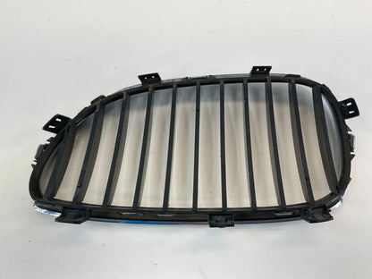 2009 2010 BMW 535I XDRIVE SEDAN RIGHT PASSENGER GRILLE UPPER BUMPER 106271 OEM