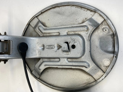 08 09 10 11 FORD FOCUS SEDAN 2.0 FUEL FILLER GAS LID DOOR COVER W/ TANK CAP TOP