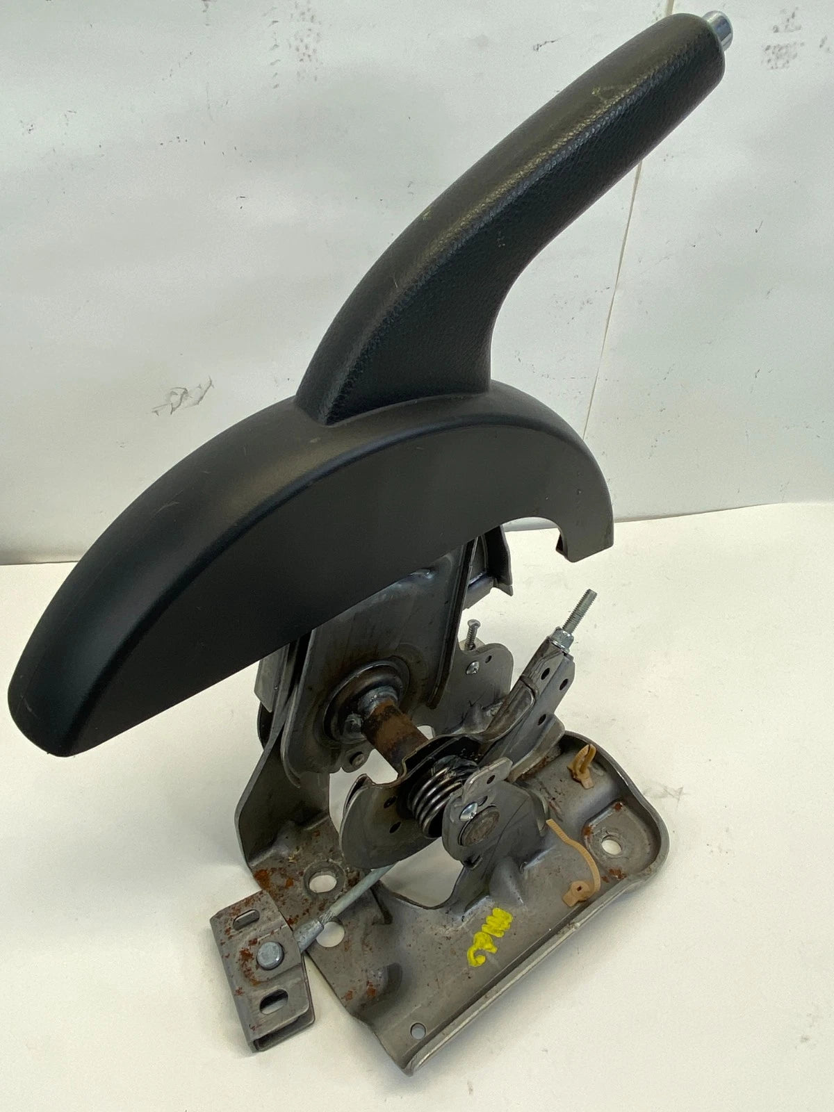 2013-2019 NISSAN SENTRA EMERGENCY PARKING BRAKE LEVER HANDLE ASSEMBLY UNIT OEM