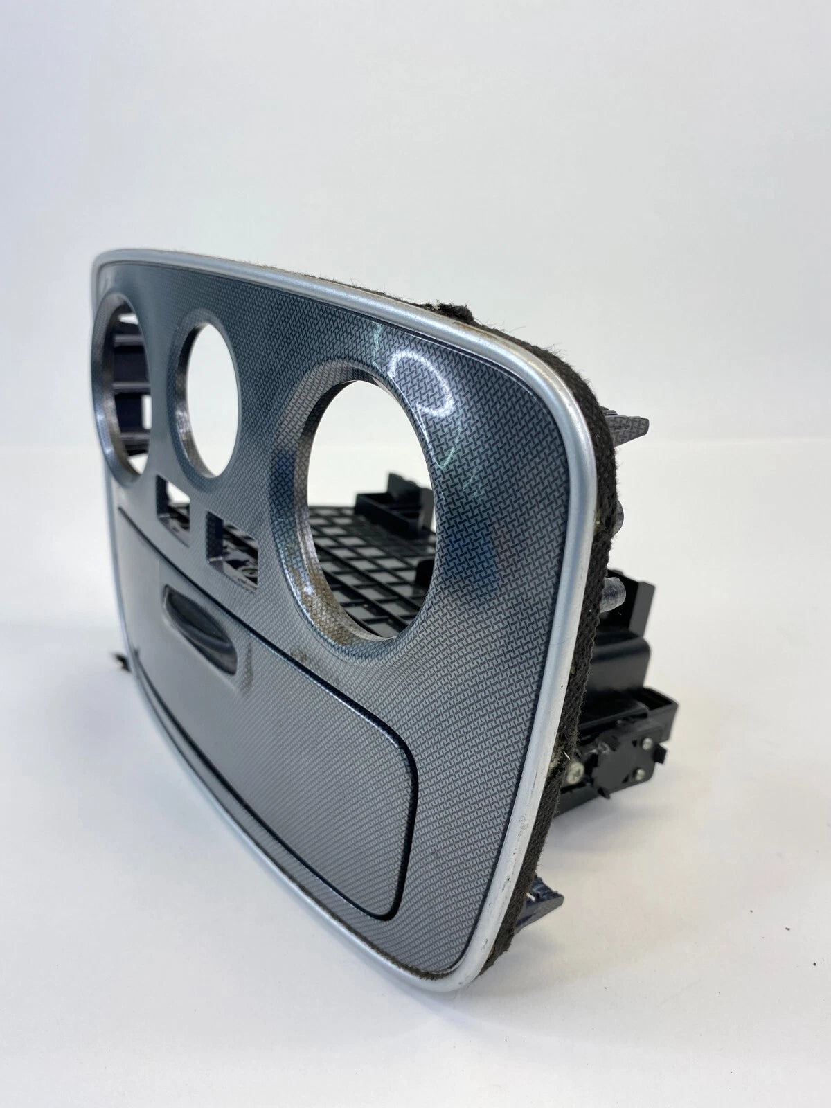 06 07 HYUNDAI SONATA CENTER DASH CLIMATE CONTROL BEZEL W/ STORAGE 84742-3K000