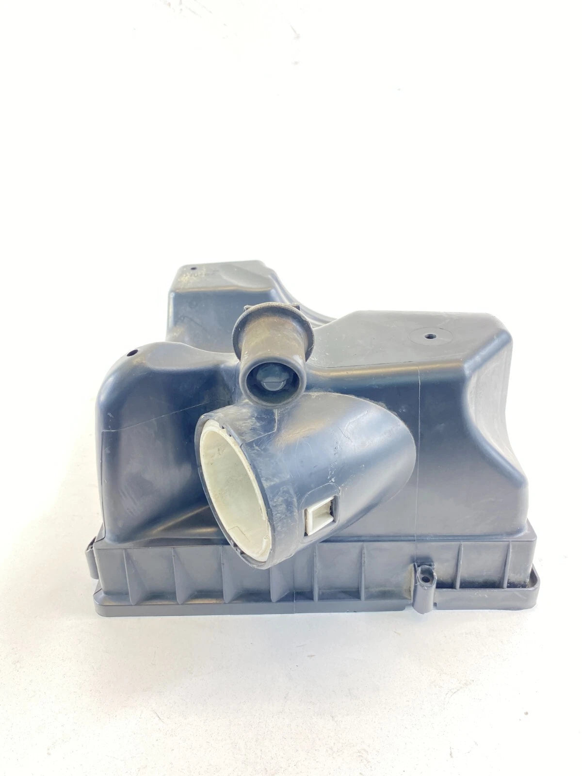 2008 2009 SATURN ASTRA 1.8L AIR INTAKE FILTER CLEANER BOX LOWER COVER HOUSING