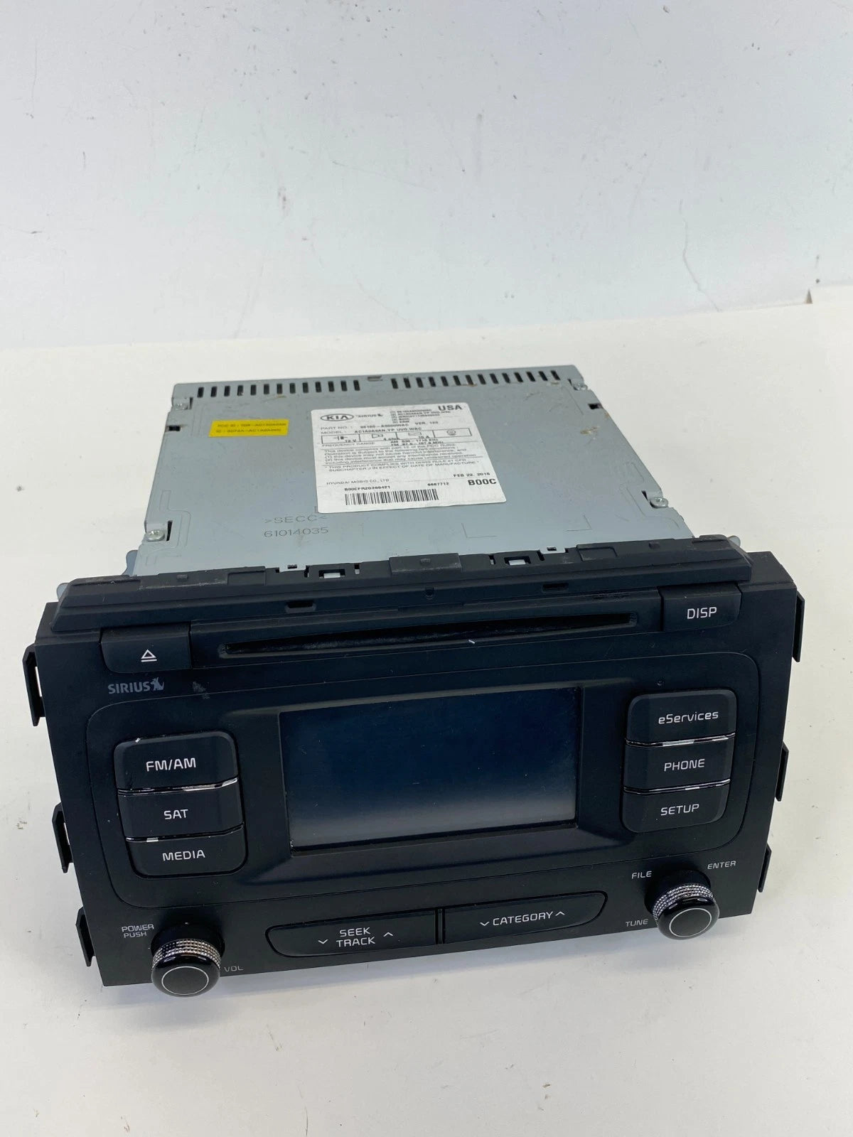 2015-2017 KIA SEDONA AM/FM RADIO RECEIVER CD DISC PLAYER 96160-A9000WAC OEM