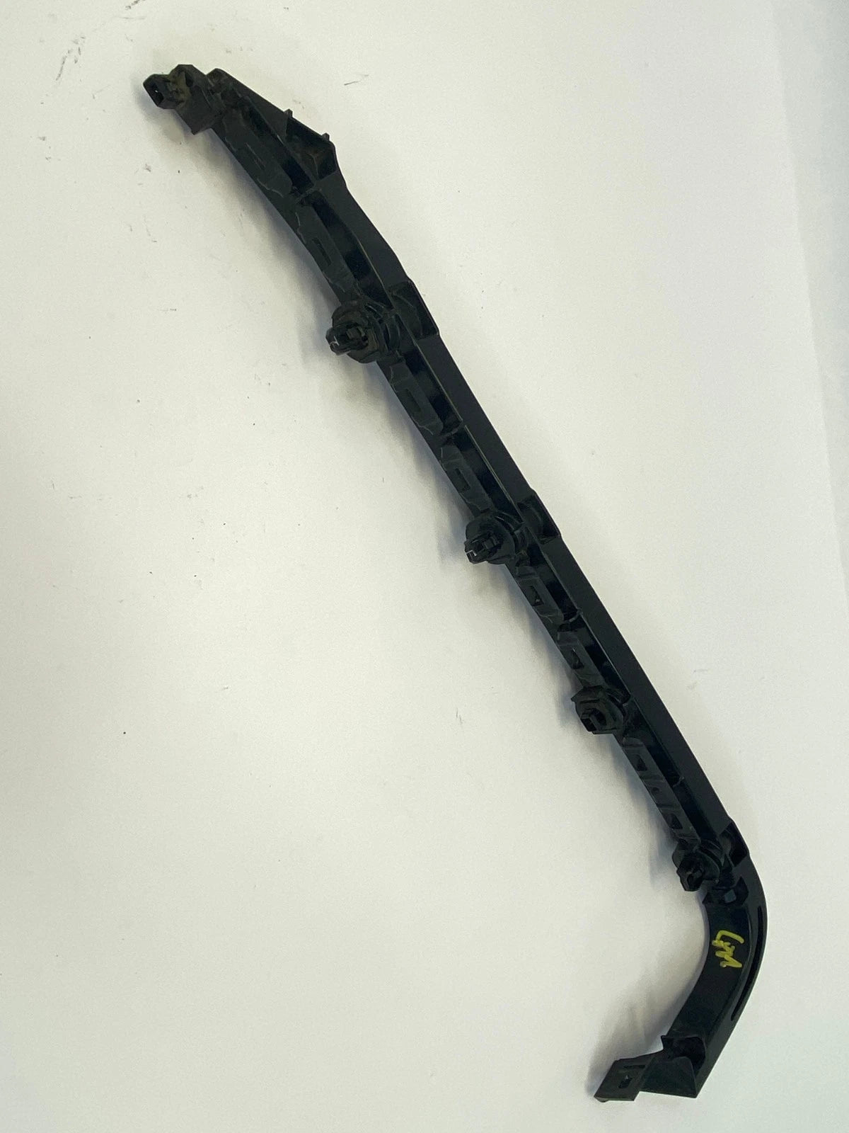 2011-2014 CHRYSLER 200 FRONT BUMPER SUPPORT BRACKET RETAINER RIGHT SIDE CLIP OEM