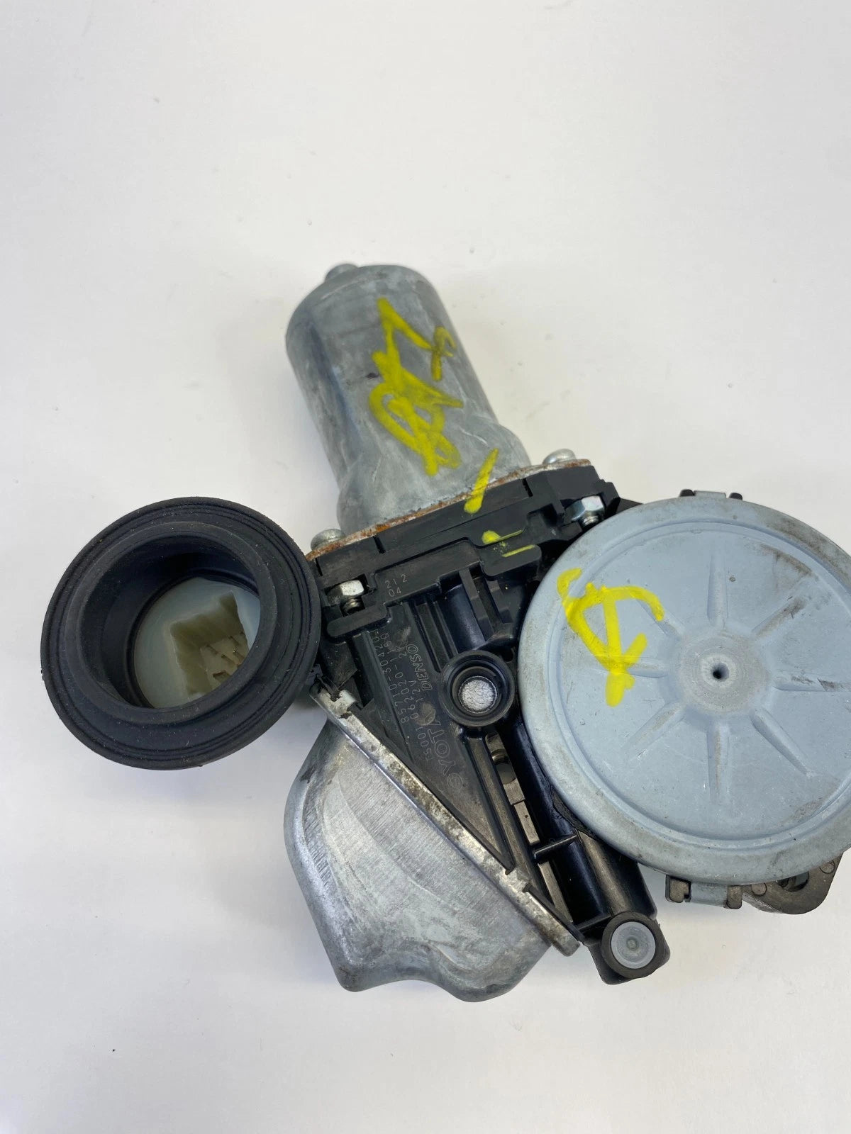 2008-11 Lexus GS350 GS460 IS350 Front Right Side Power Window Motor 8571053051