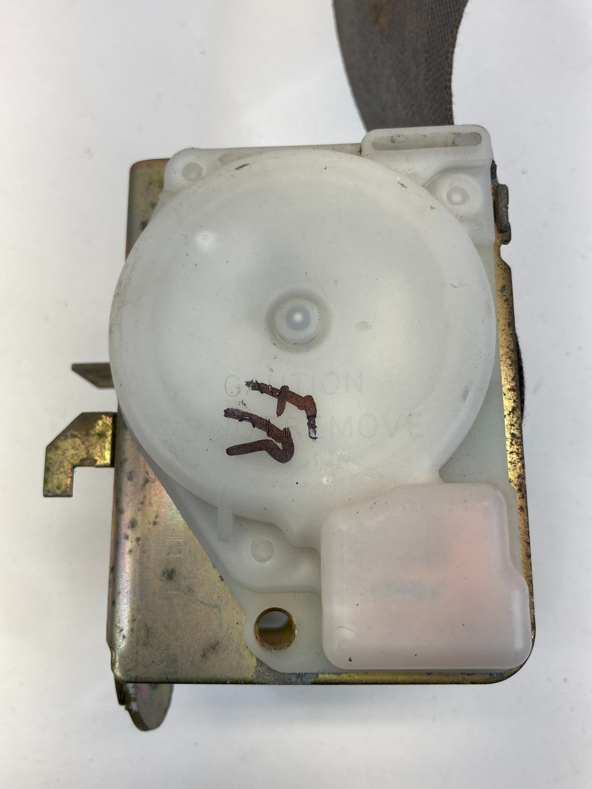 2000 2001 2002 Chevrolet Camaro Front Right Passenger Seat Belt Retractor OEM