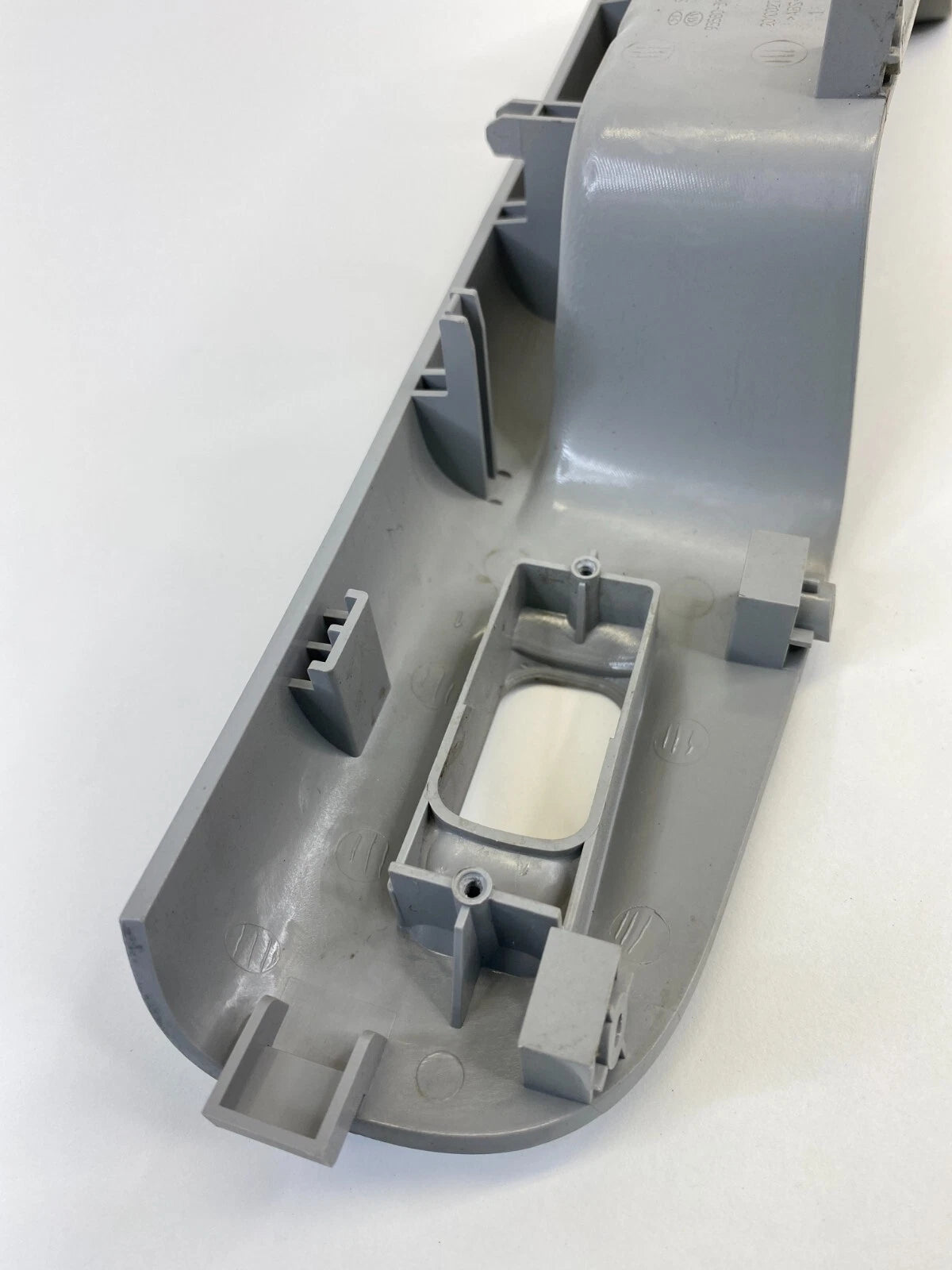 06-08 HYUNDAI SONATA REAR RIGHT DOOR WINDOW SWITCH TRIM BEZEL COVER 93580-3K100