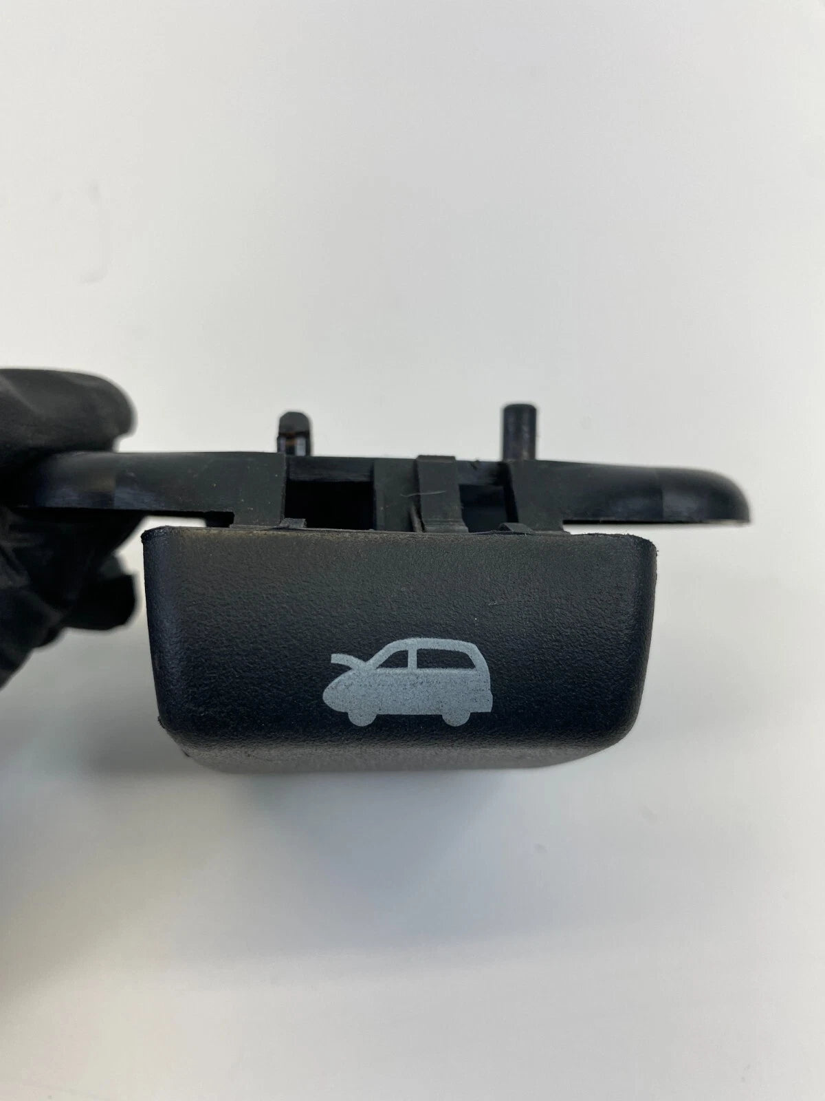 2009 2010 VOLKSWAGEN ROUTAN HOOD RELEASE DOOR OPENER PULL HANDLE LEVER OEM