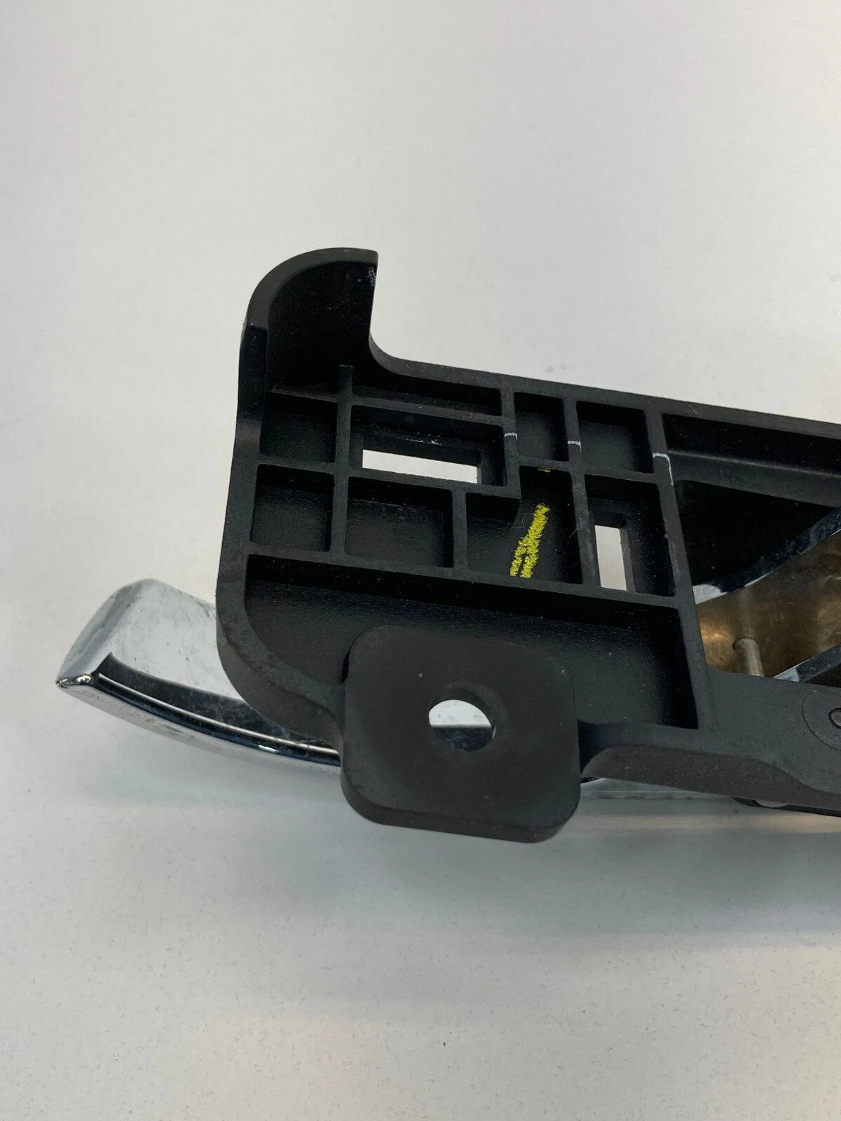 11-14 CHRYSLER 200 DODGE AVENGER SEDAN REAR RIGHT SIDE INNER DOOR HANDLE OEM