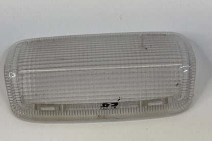 1999-2003 Lexus RX300 2004-2006 Lexus ES330 Front Right Door Courtesy Lamp Lens