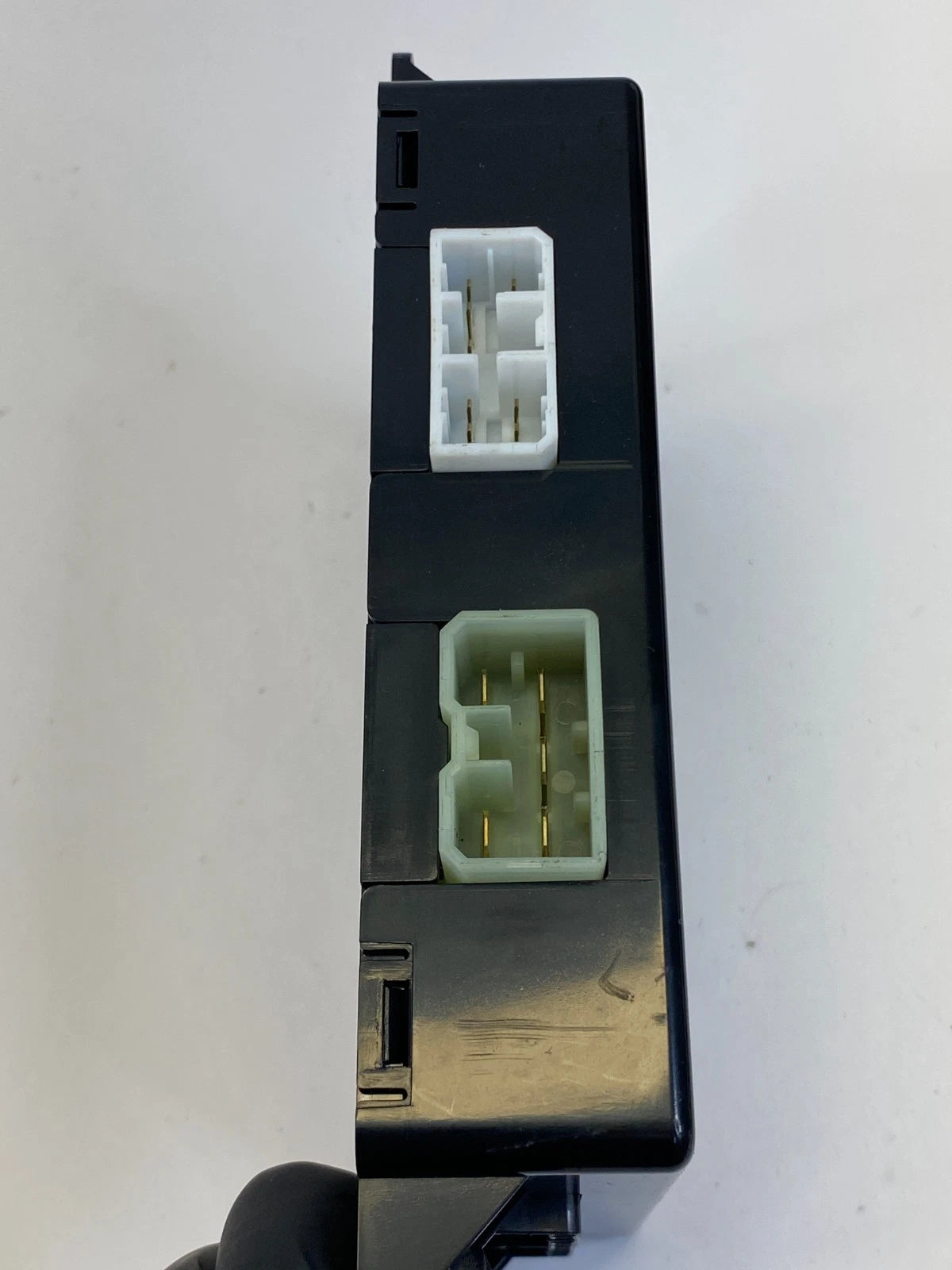 2016-2018 HYUNDAI SANTA FE SPORT MEMORY POWER SEAT CONTROL MODULE 95450-4Z100
