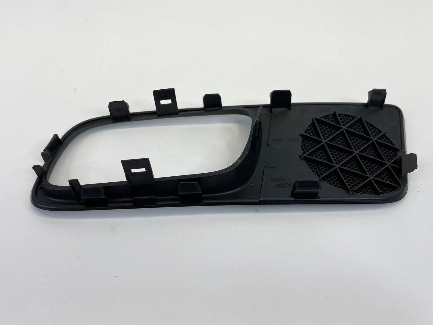 07 08 INFINITI G35 FRONT RIGHT SIDE INNER DOOR HANDLE SPEAKER COVER BEZEL OEM