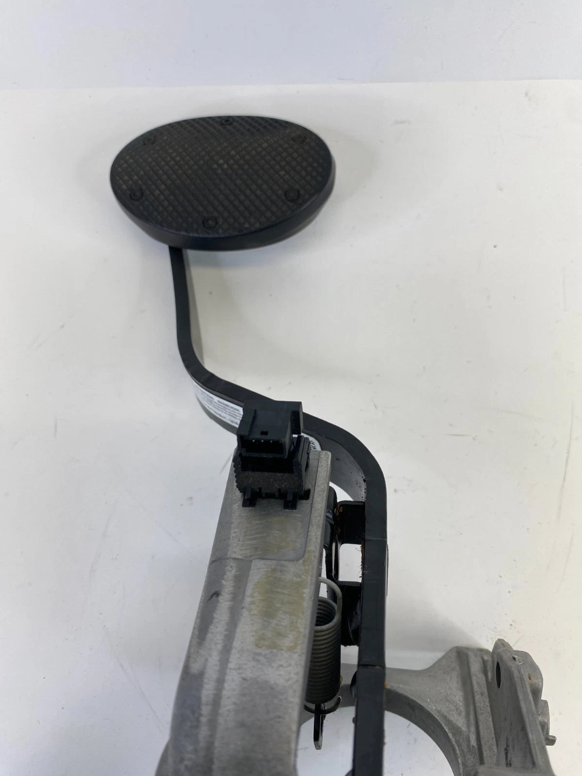 2007-2013 Mini Cooper Foot Stop Brake Pedal W/ Mount Bracket Assy C4000206SE OEM