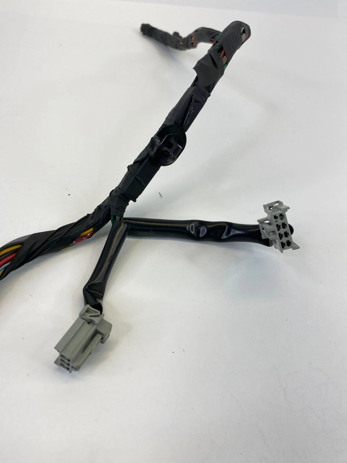 2008-2012 MITSUBISHI GALANT REAR LEFT TAILLIGHT TAILLAMP CONNECTOR WIRE HARNESS
