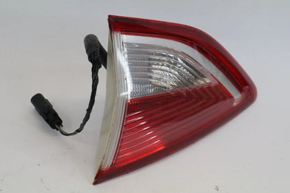 2013-2016 FORD ESCAPE RIGHT SIDE INNER TAIL LIGHT TAILLIGHT CJ5X-15515-A OEM