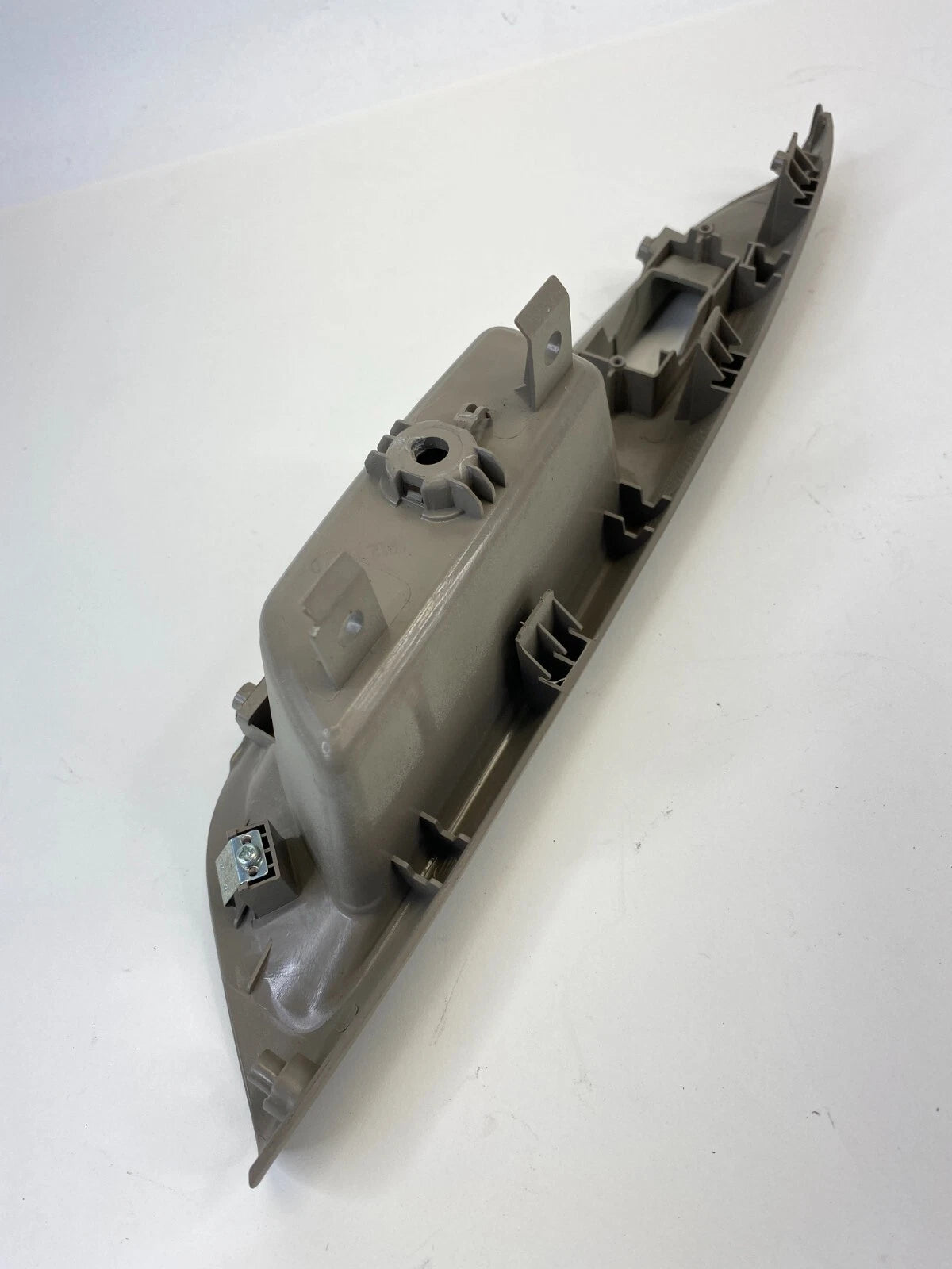 2012-2015 KIA RIO REAR RIGHT SIDE WINDOW SWITCH COVER BEZEL TRIM 83740-1W000