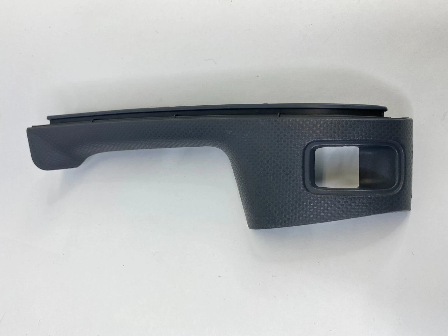 2001-2005 HONDA CIVIC SEDAN FRONT RIGHT PASSENGER WINDOW SWITCH BEZEL PANEL OEM