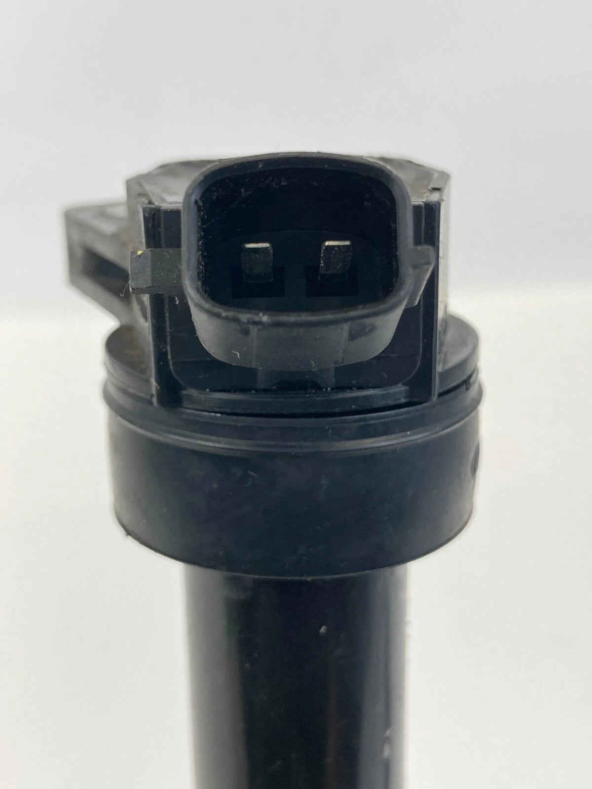 2011-2016 HYUNDAI ELANTRA 1.8L IGNITION COIL ASSEMBLY 27300-2E000 OEM