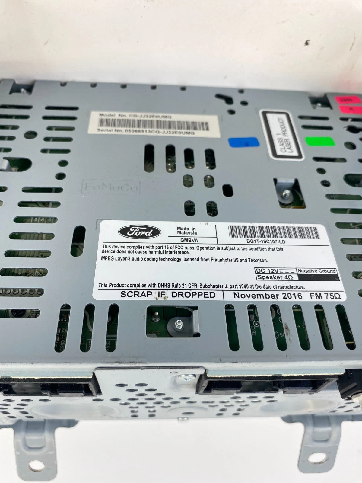 2016 2017 FORD TAURUS AM/FM RADIO RECEIVER CD DISC PLAYER AUDIO DG1T-19C107-LD