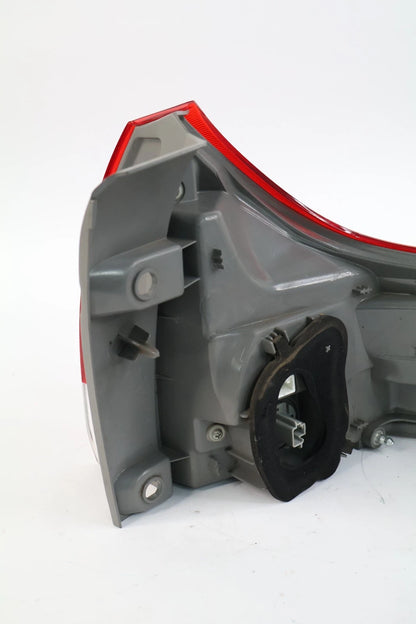 2011-2014 TOYOTA SIENNA REAR LEFT DRIVER OUTER LED TAILLIGHT TAILLAMP OEM