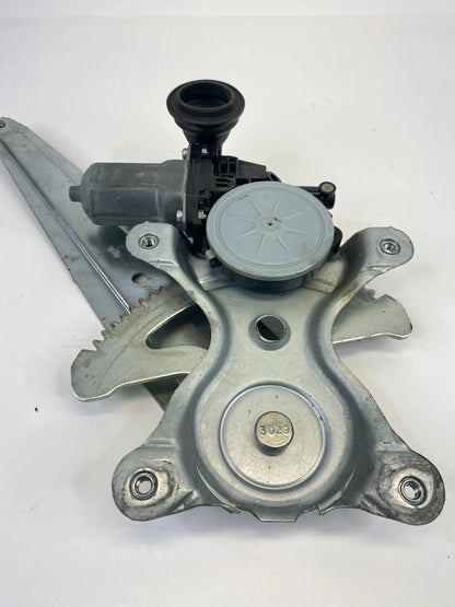 09-19 TOYOTA COROLLA REAR RIGHT SIDE WINDOW REGULATOR W/ MOTOR 85710-AE010 OEM