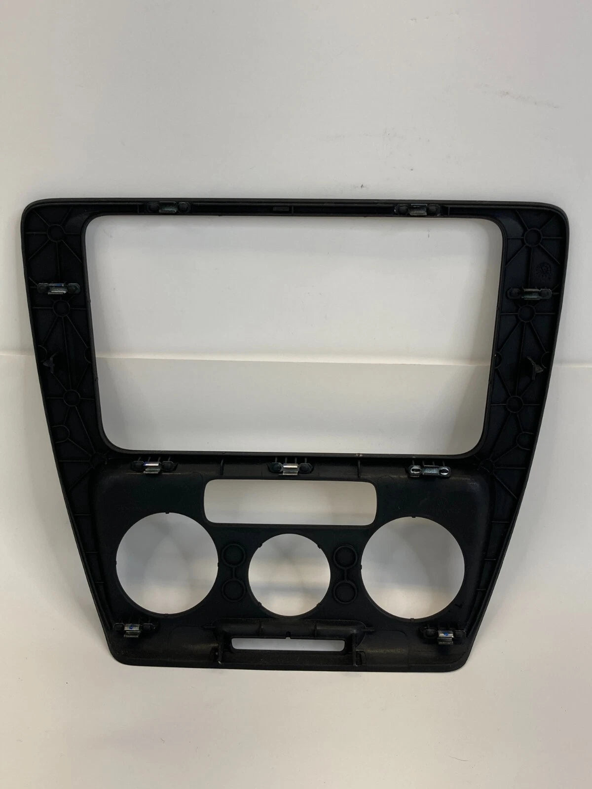 2011-2014 VOLKSWAGEN JETTA DASH RADIO CLIMATE CONTROL TRIM BEZEL 5C6-858-069 OEM
