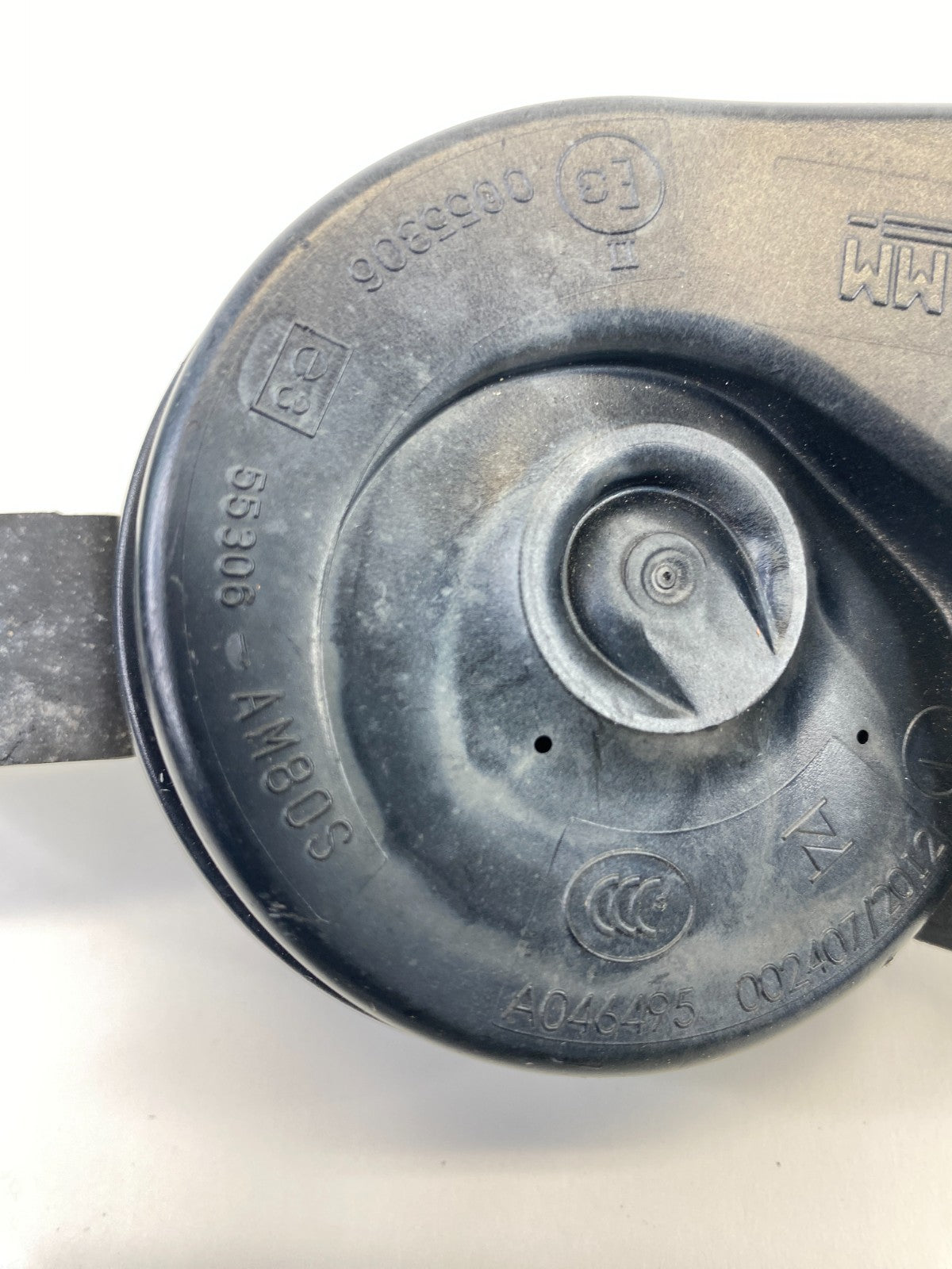 2015 2016 2017 Chrysler 200 Low Tone Horn Note Alarm Siren E30055306 OEM