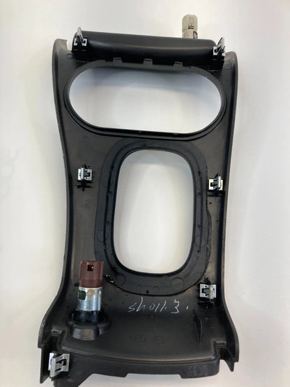 05-10 CHEVROLET COBALT A/T CONSOLE SHIFTER TRIM BEZEL W/ POWER OUTLET 15212350
